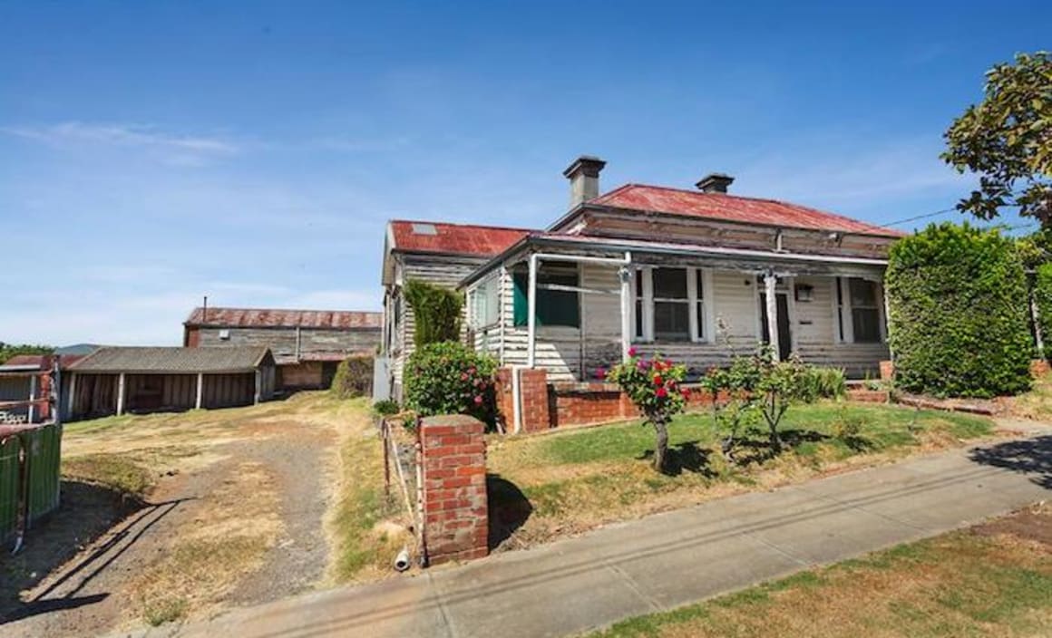 Bill Davin's rundown 1890s Ascot Vale stable complex sold