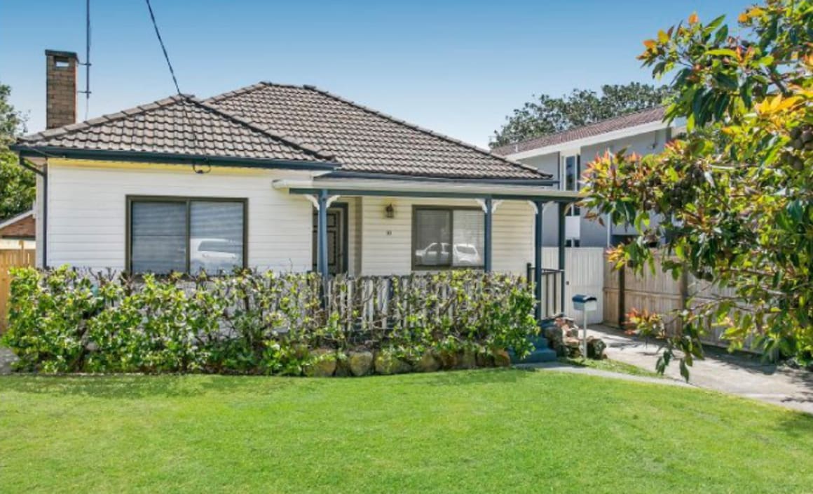 Sea Eagle Daly Cherry-Evans sells former Curl Curl home