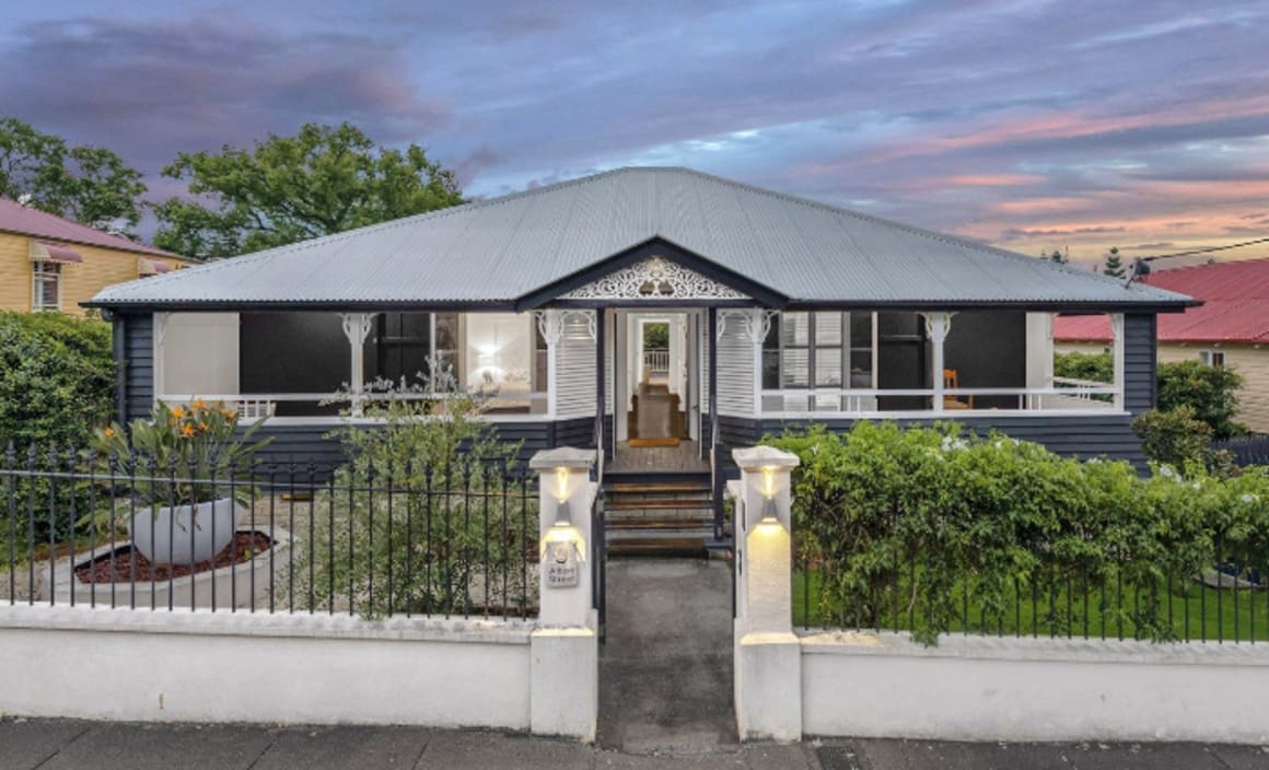 Rugby Union boss lists Brisbane home