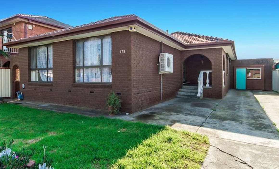 Four bedroom Deer Park, Victoria home sold by mortgagee