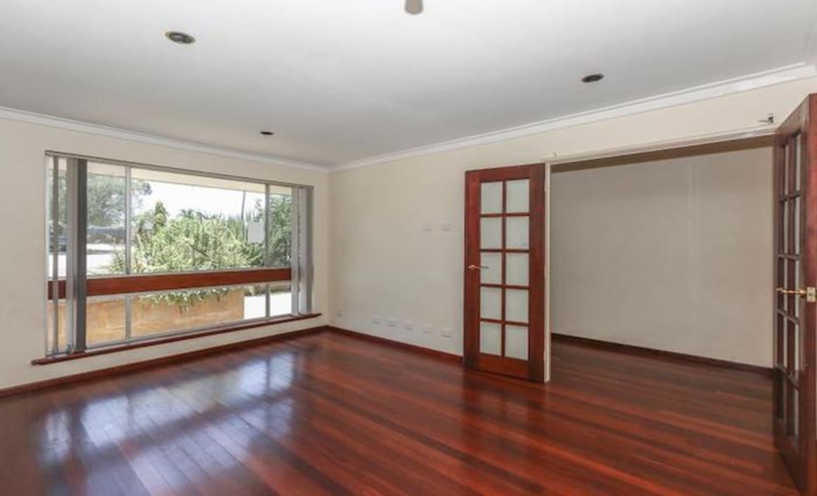 Huntingdale, Perth three bedroom house sold by mortgagee