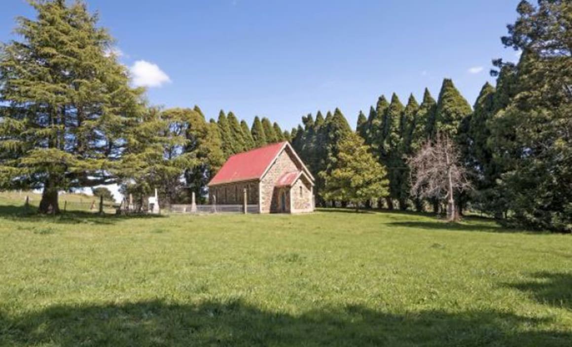 Historic sandstone 1882 church at Kangaloon for sale