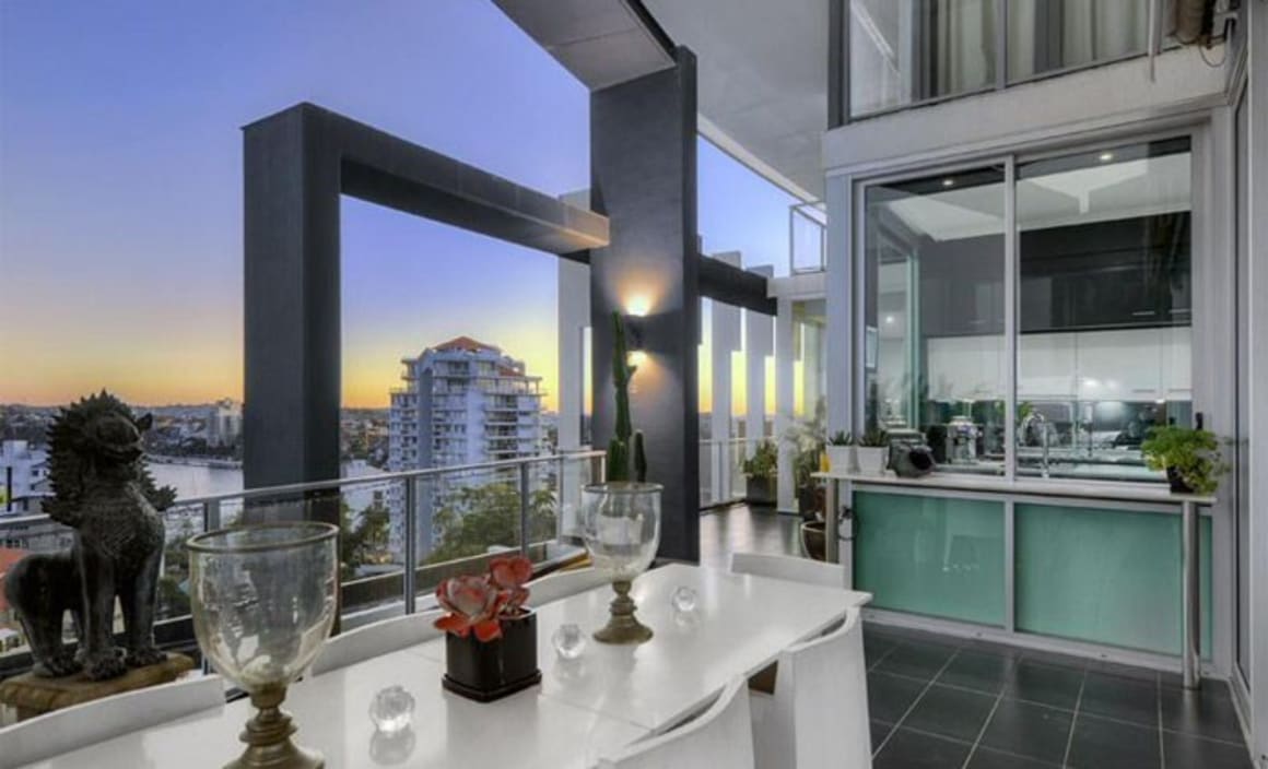 Kangaroo Point, Brisbane trophy apartment under offer