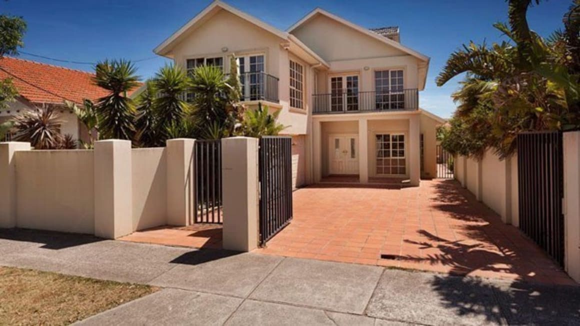 Crime king Tony Mokbel's former Brunswick house sells again