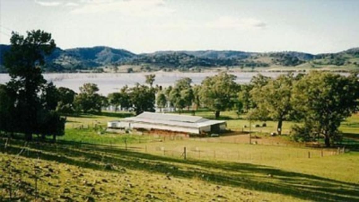 Photographer Douglass Baglin’s former Mudgee farm up for sale: Title Tattle