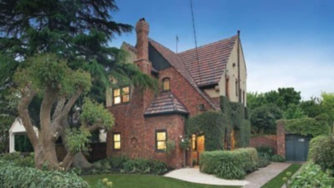 A tightly held heritage Prahran property and a Woollahra receivership sale end auction tipping competition season