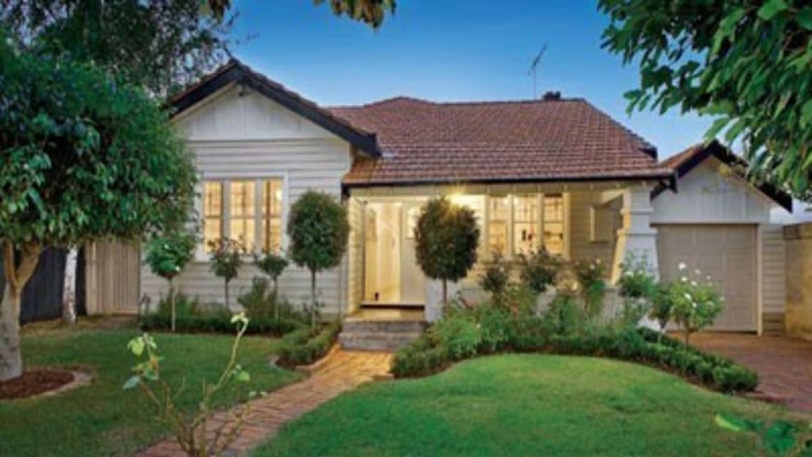 Melbourne weekend auction tipping