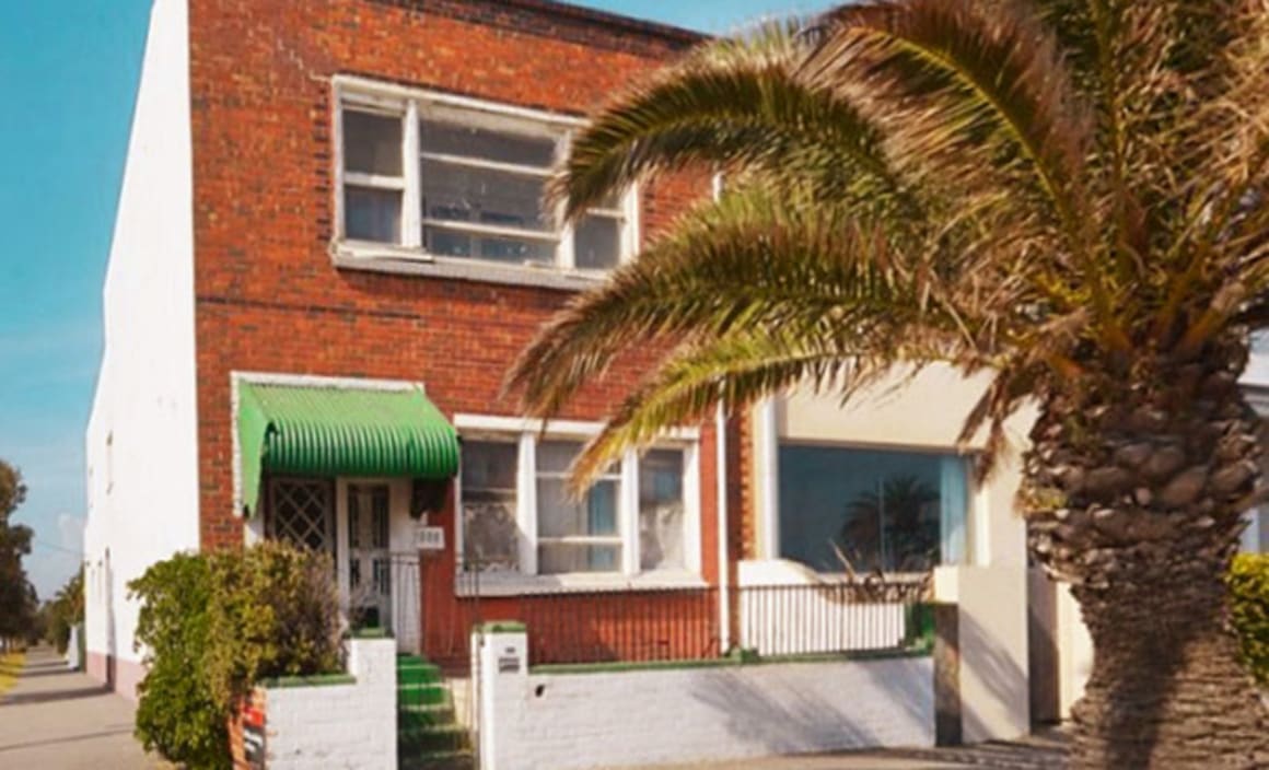 Dilapidated Melbourne home sells for $4.5 million during strong auction weekend