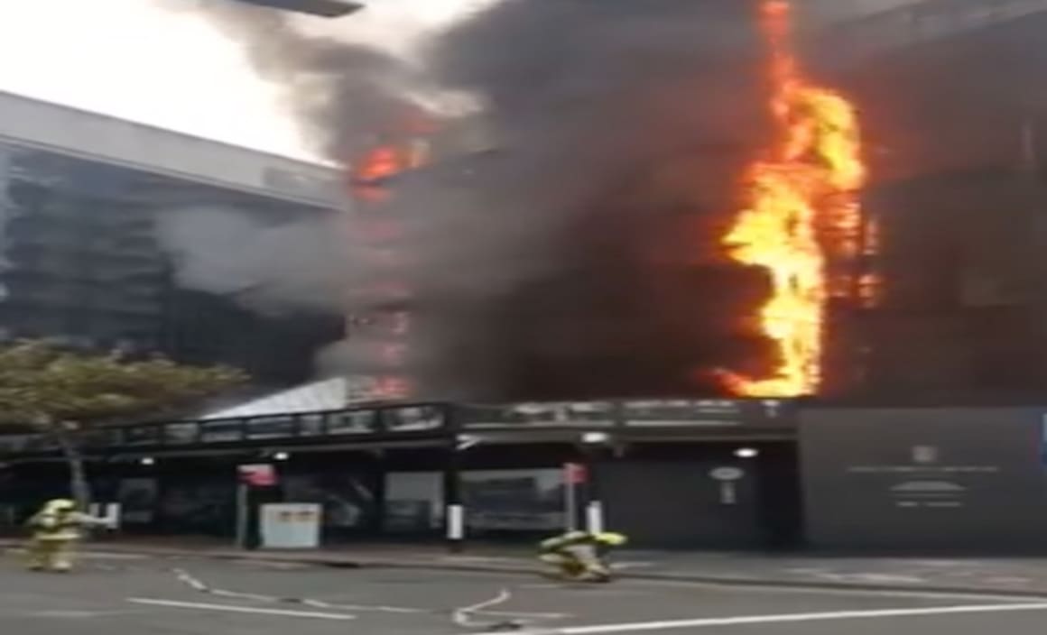 Fire at luxury Wanda apartment development in Sydney's Circular Quay