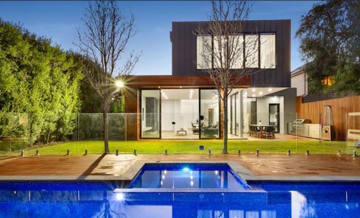 Jason Cloke sells Williamstown home before auction