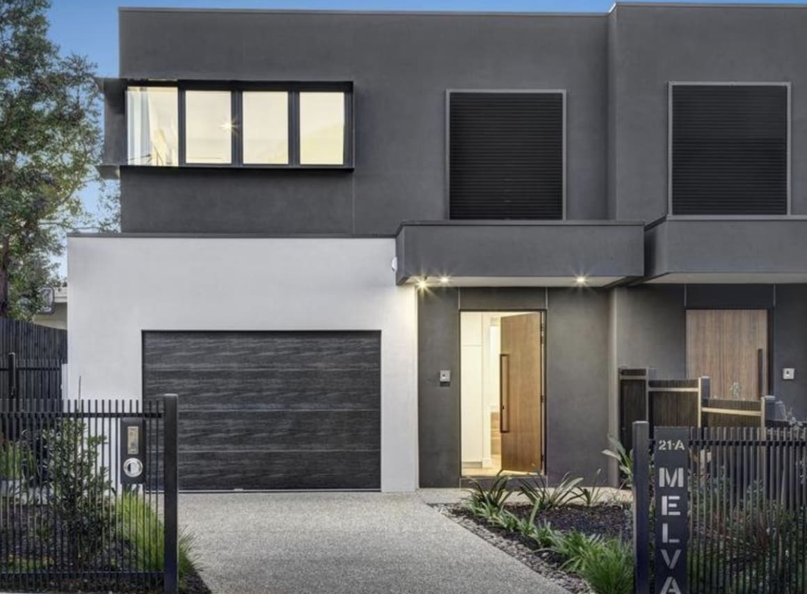 Modern Bentleigh East townhouse tops Melbourne weekend results