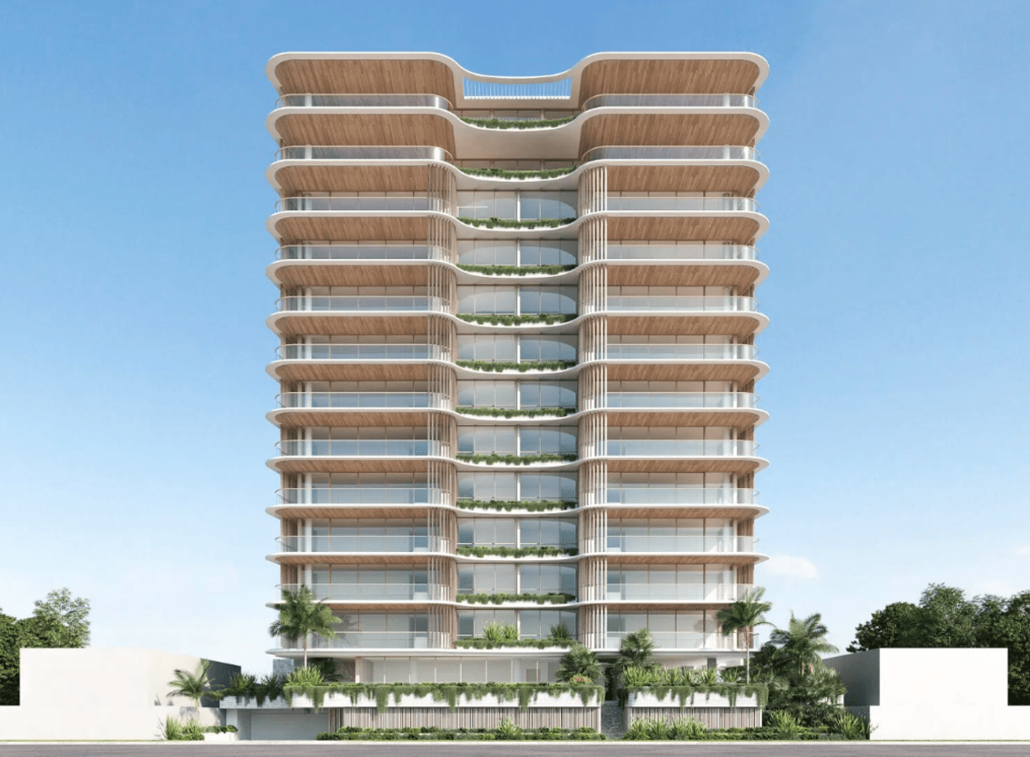 Developers to swoop on one of Palm Beach's largest sites