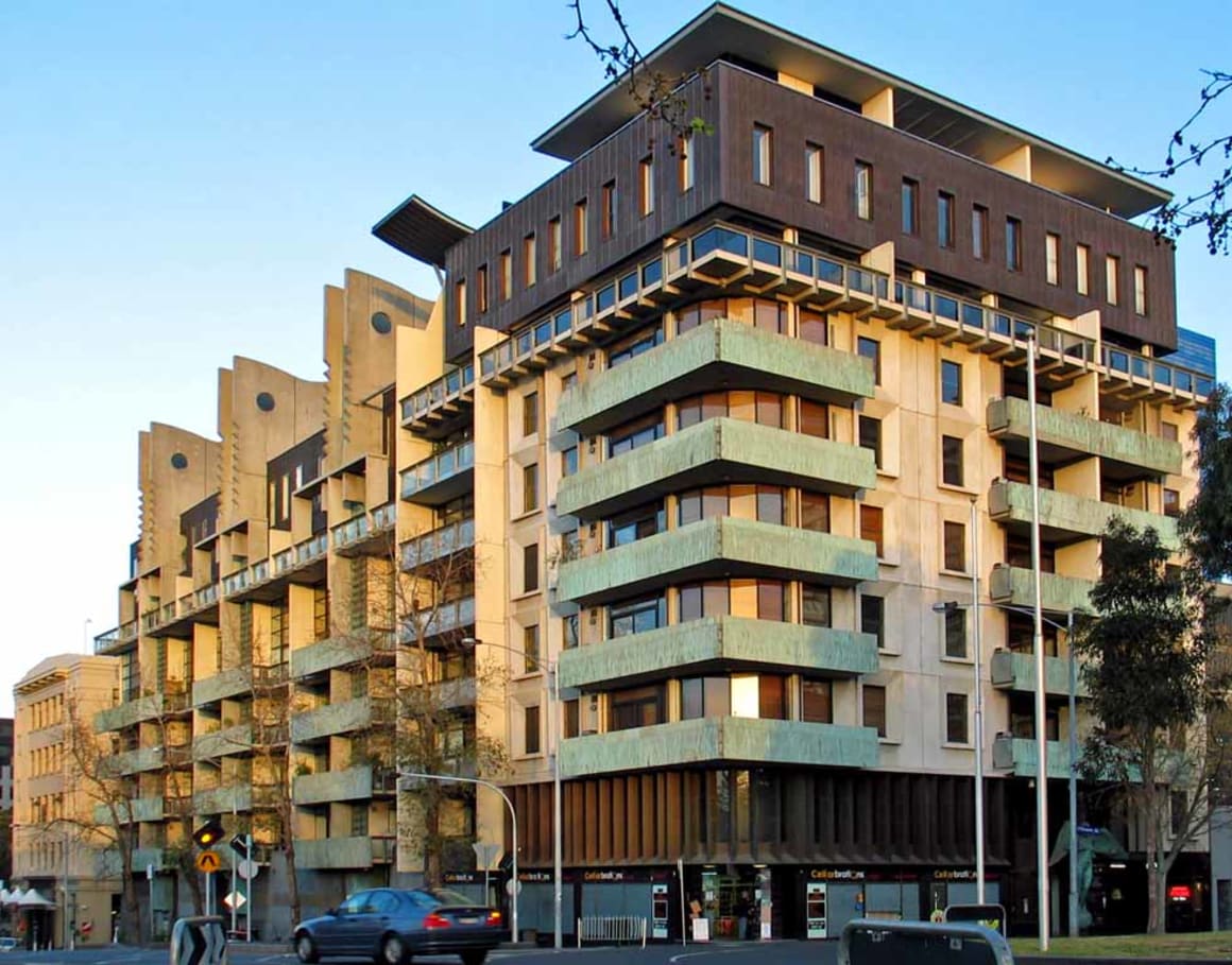 Melbourne Terrace Apartments - a close up