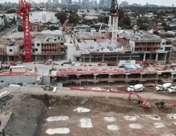 Images via drone footage from Builder’s Hacer Group Instagram. Images via drone footage from Builder’s Hacer Group Instagram.