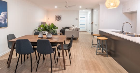 Urban’s tour of a completed Infinity Heathwood townhome