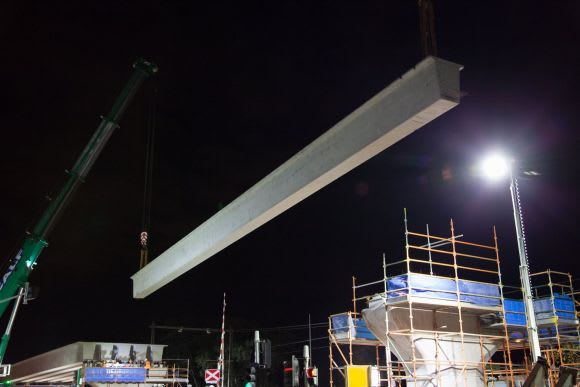 Spans lifted into place over Chandler Road in Noble Park Level Crossing Removals steaming through Spring school holidays