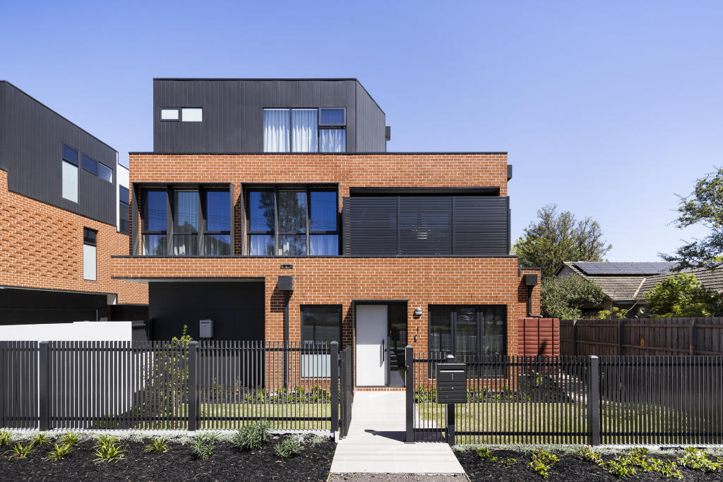 Burton Place, Ashburton