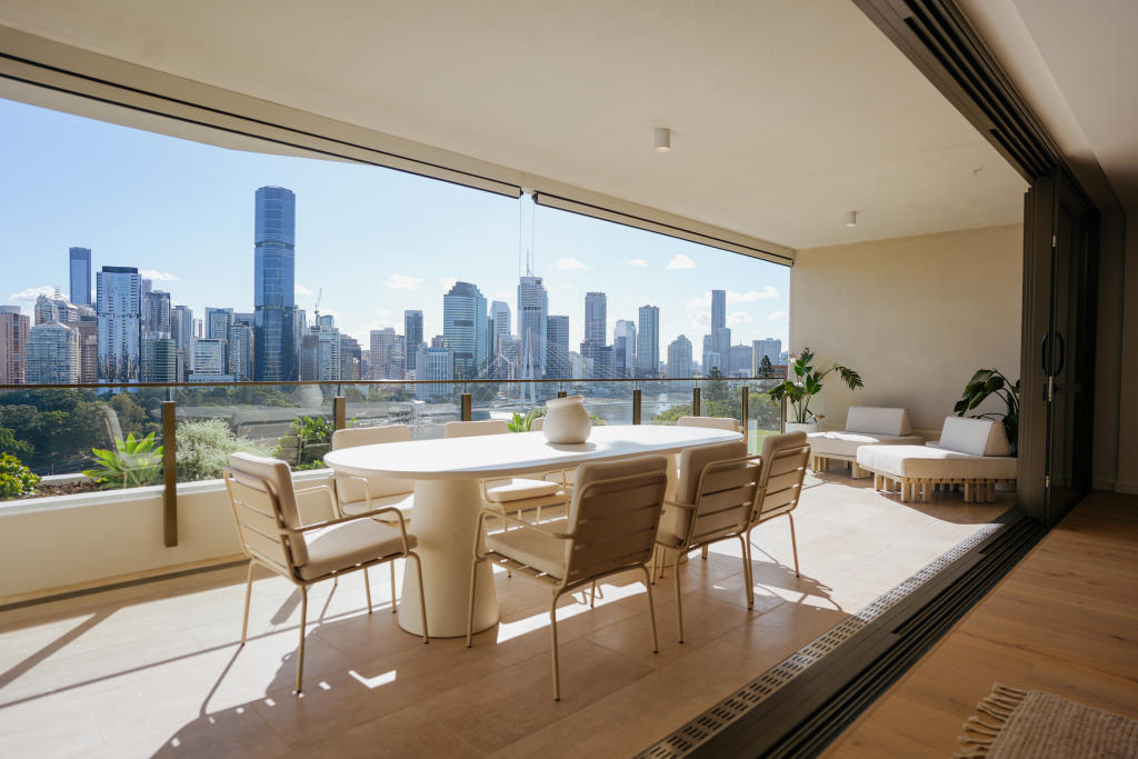 Skye Residences by Pikos, Kangaroo Point