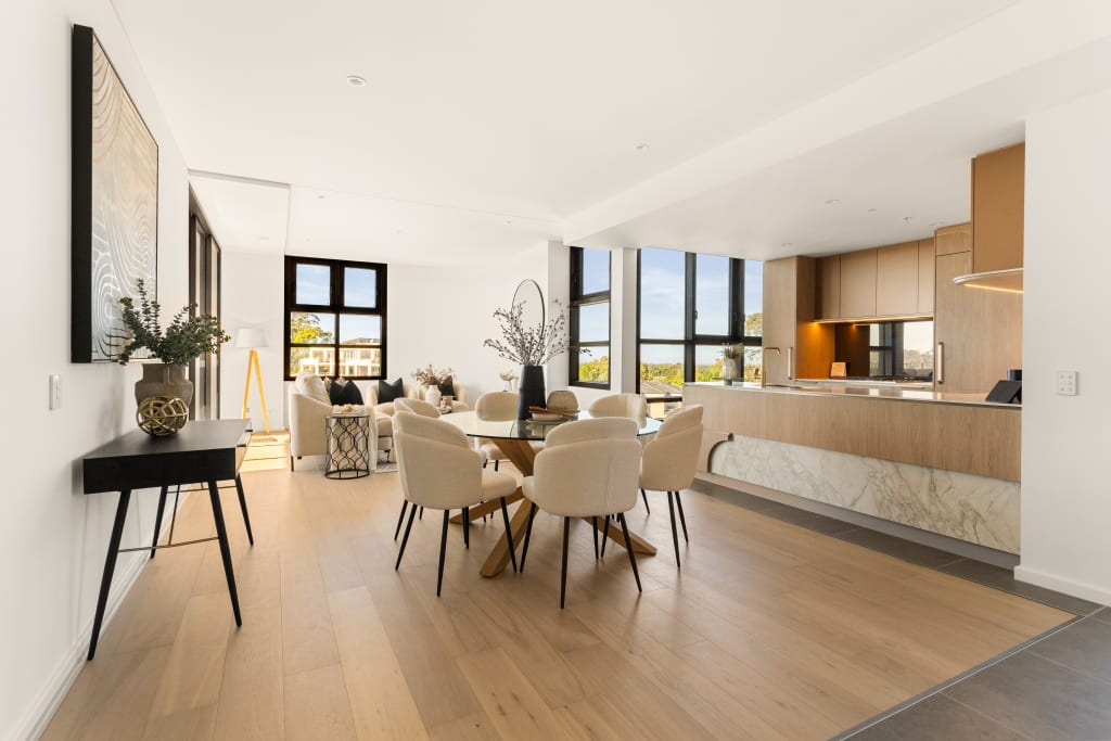 Grand Reve, Castle Hill