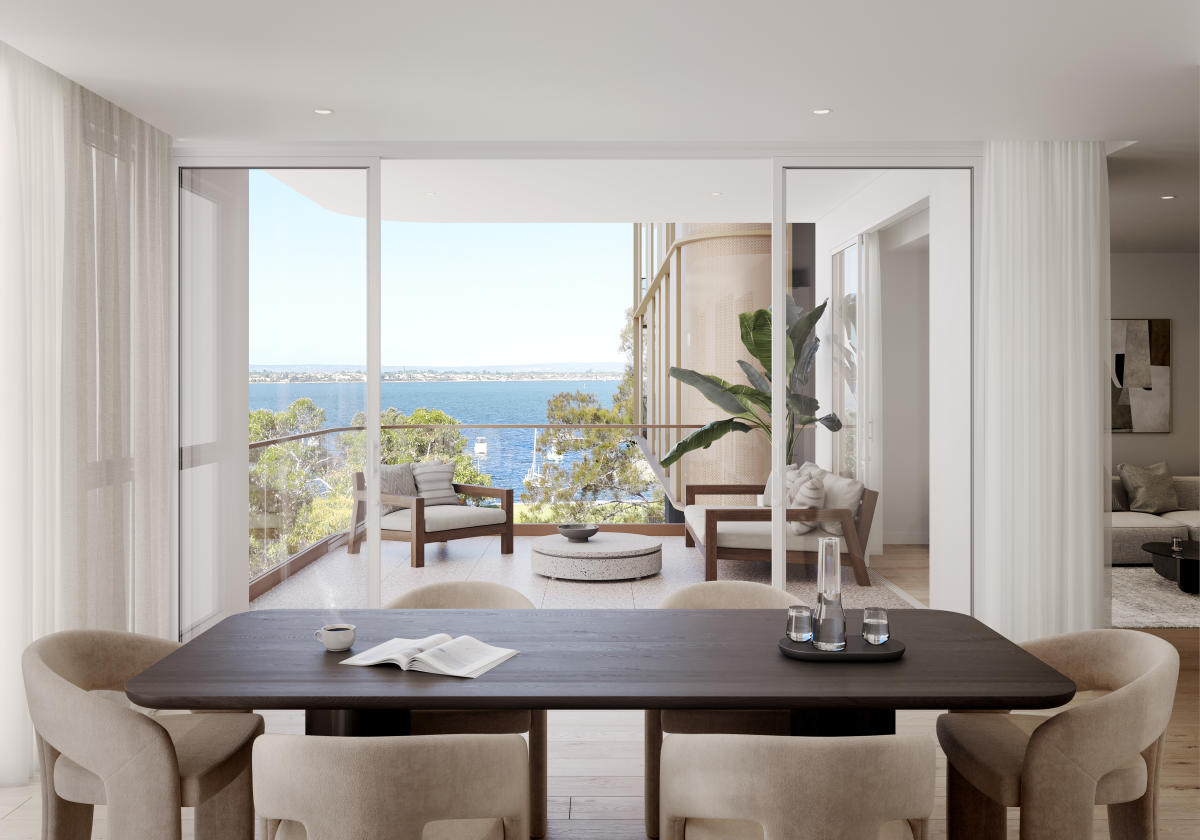 Broadway on the Bay, Crawley