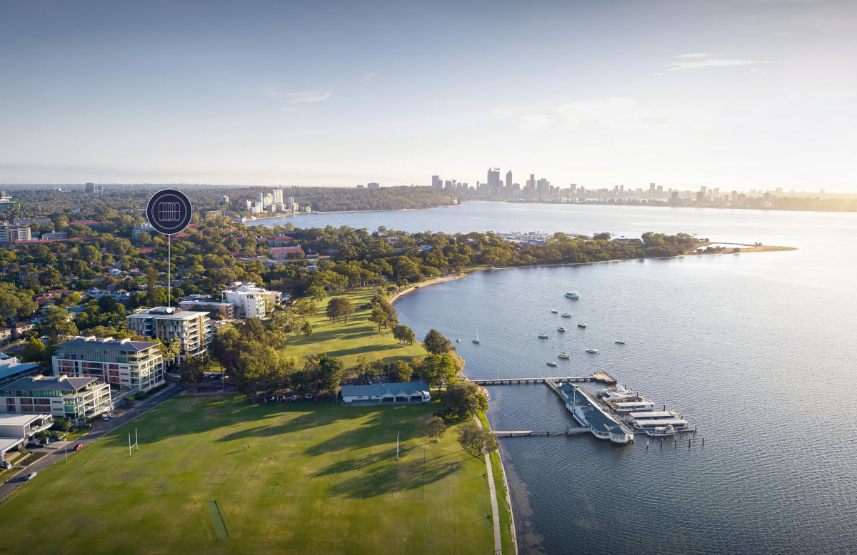 Broadway on the Bay, Crawley