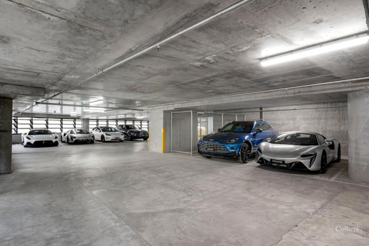 Sapphire by the Gardens