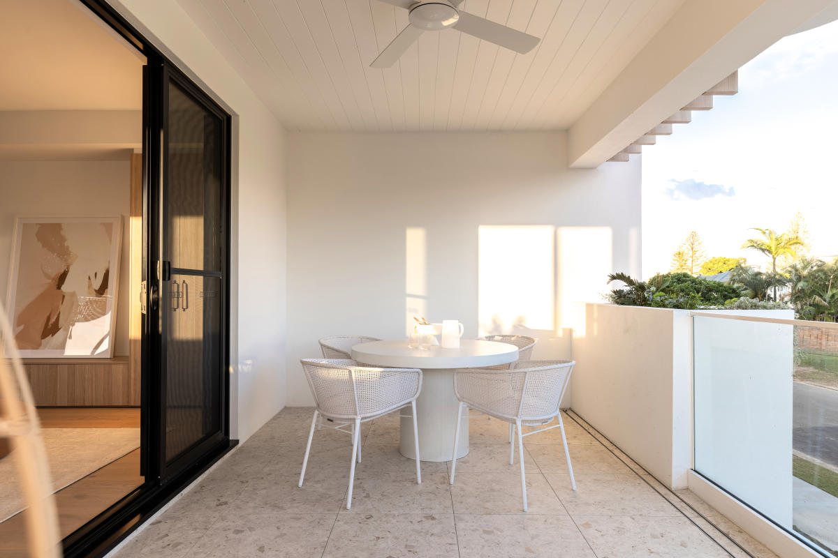 Mimosa, Mermaid Beach