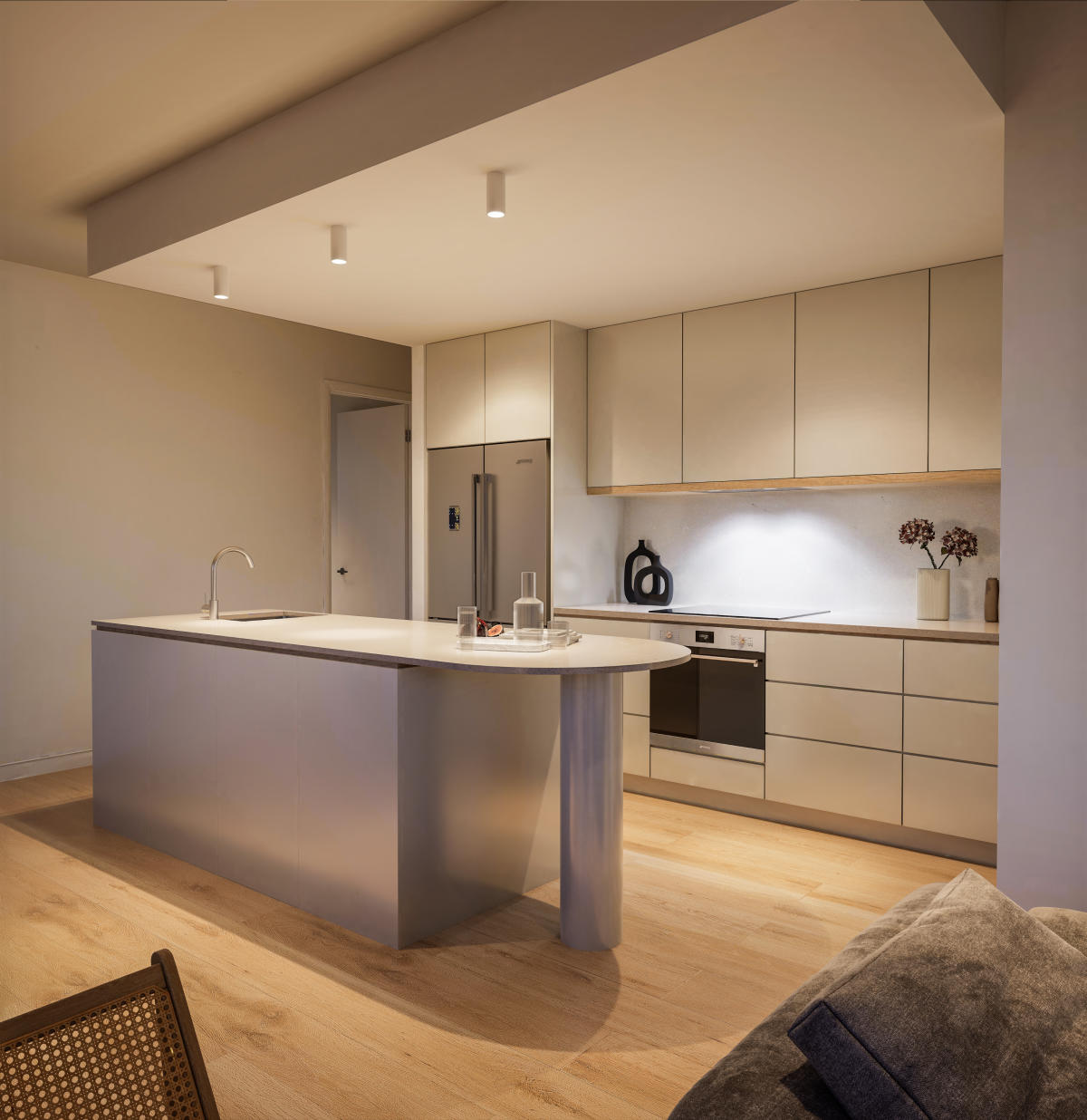 Treno, Mile End Treno, Mile End