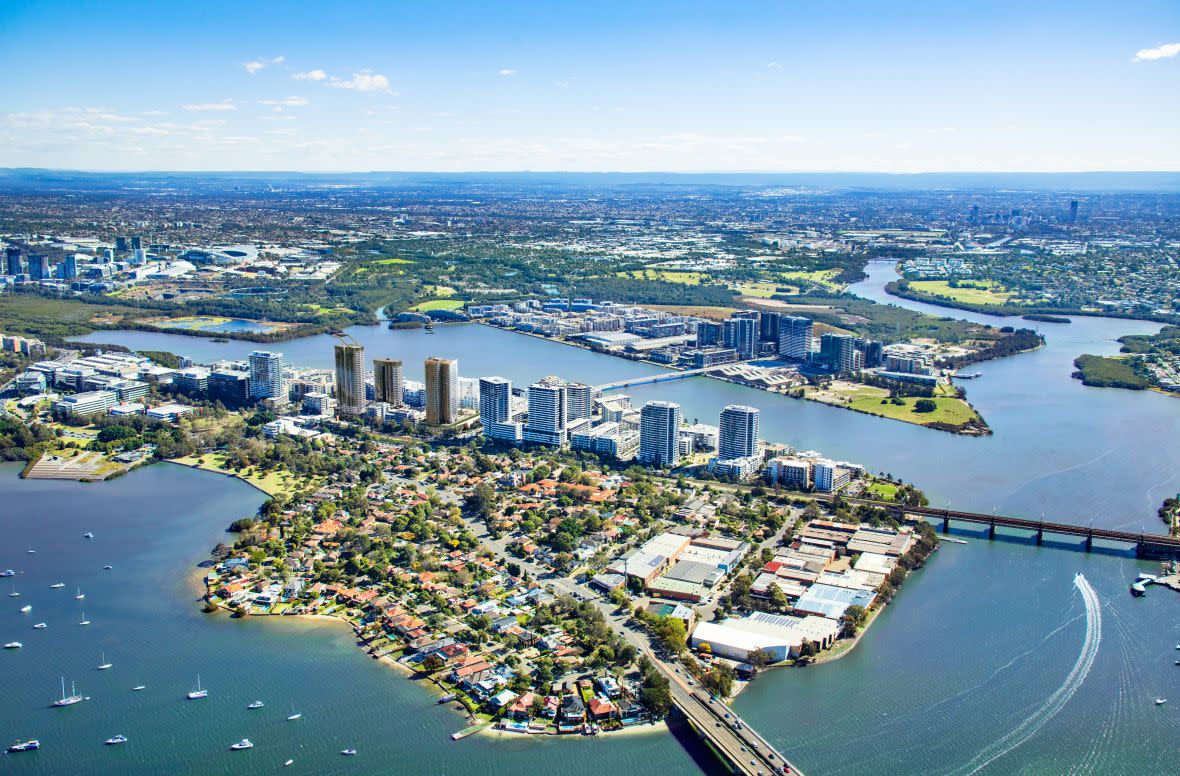 Rhodes Central Peake Rhodes Central Peake