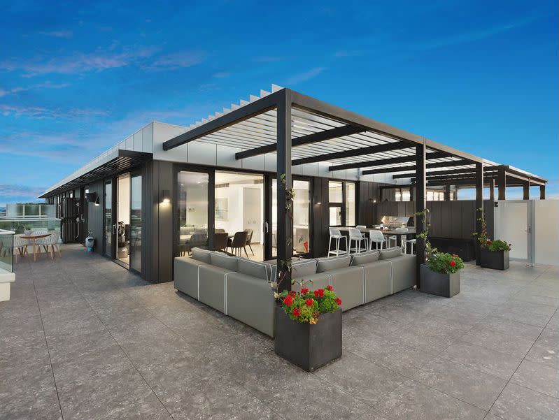 Sandy Hill Penthouse