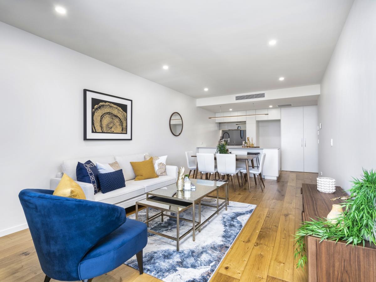 Summit on Broadwater