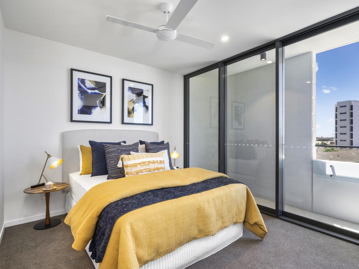 Summit on Broadwater