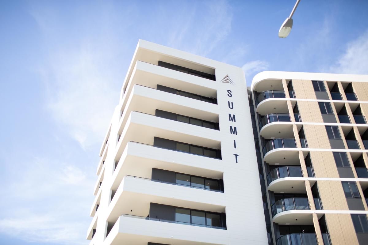 Summit on Broadwater