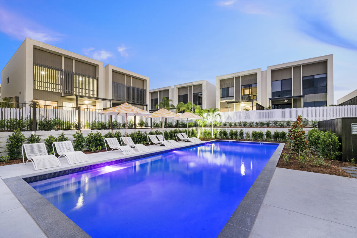 Alton Edition by Azure