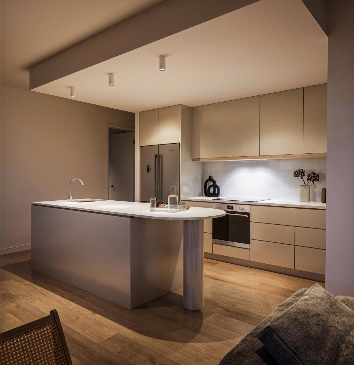 Treno, Mile End Treno, Mile End