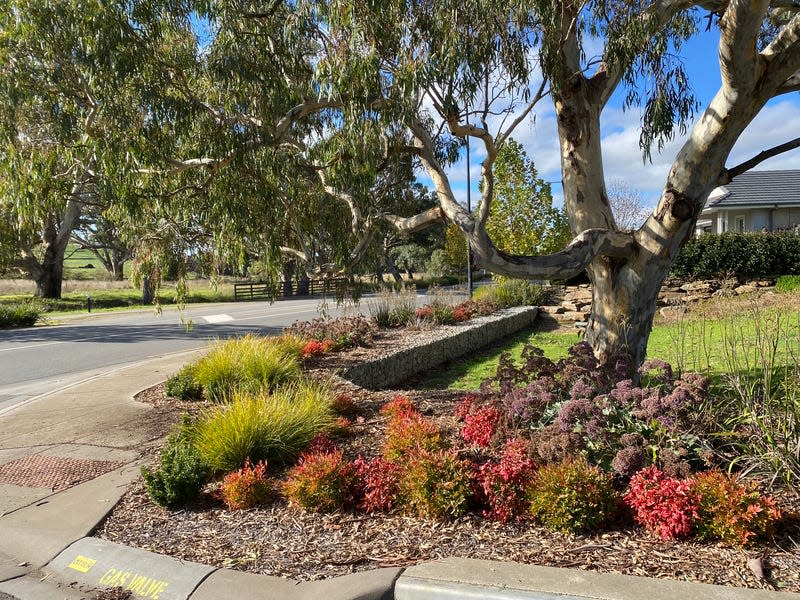 Newenham Adelaide Hills
