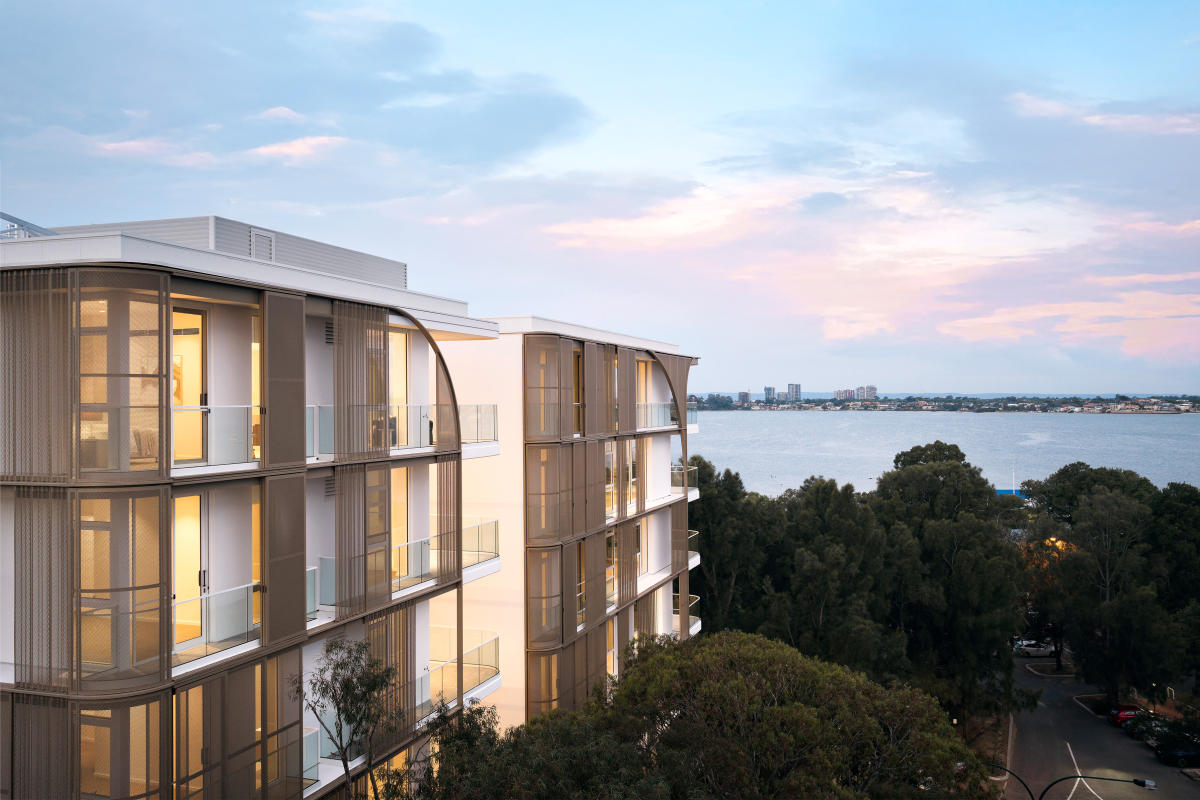 Broadway on the Bay, Crawley