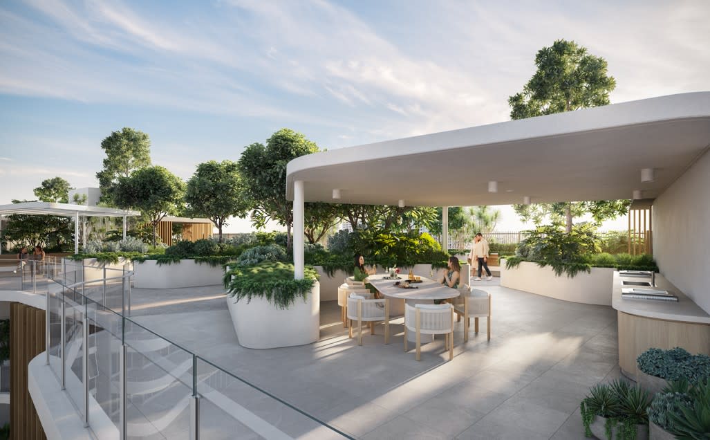 Harbour Shores, Biggera Waters