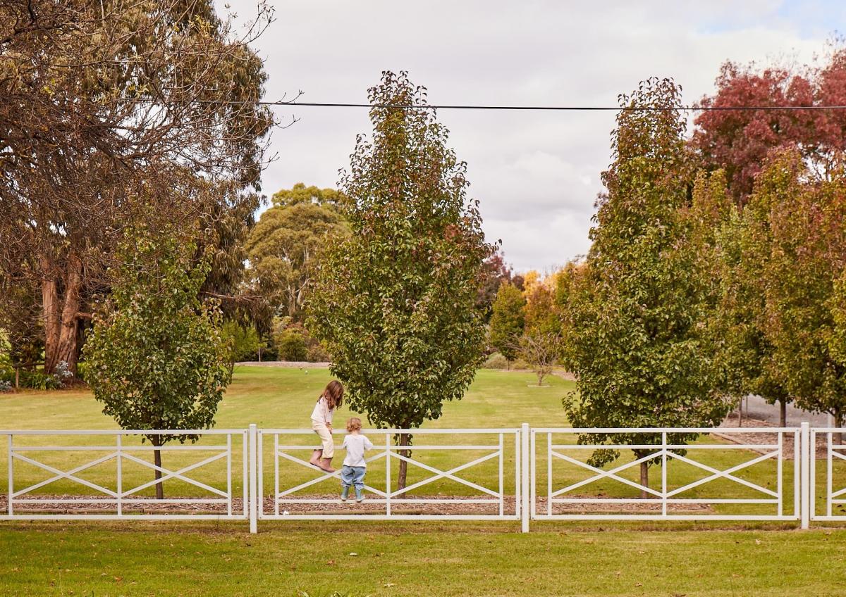 Acre Ridge Estate