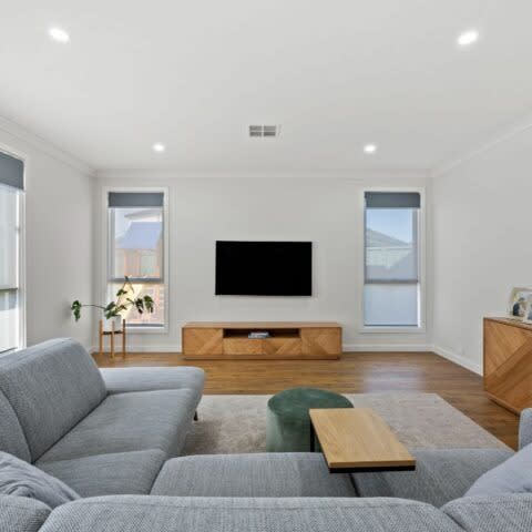 Lofty Building Group, SA