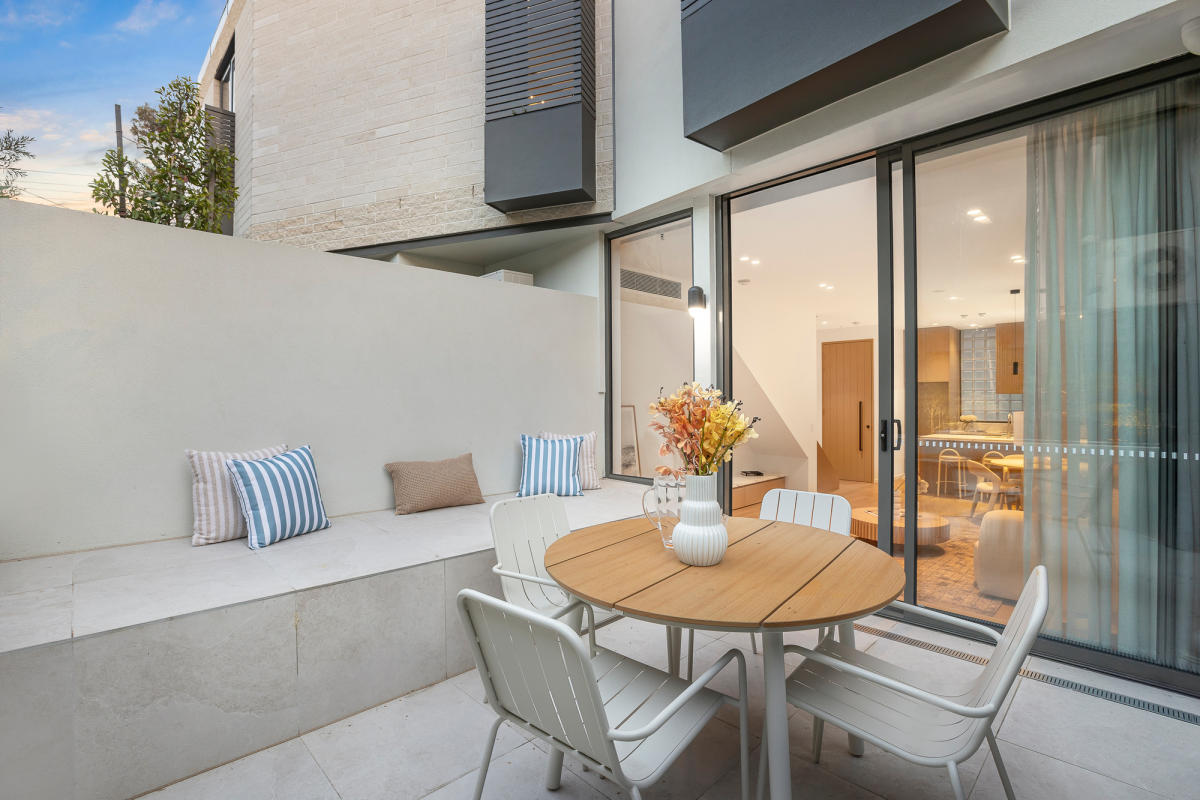 111 Carpenter, Brighton