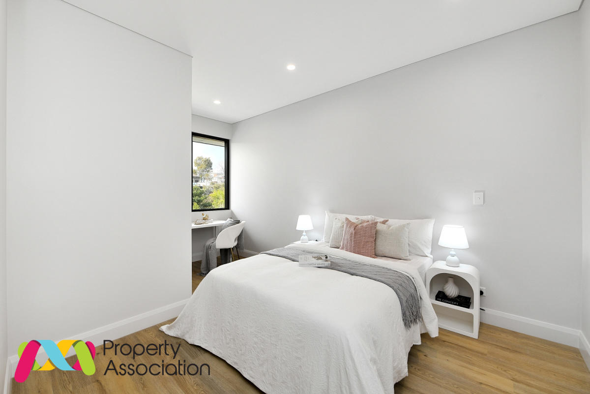 Telopea Avenue, Homebush West