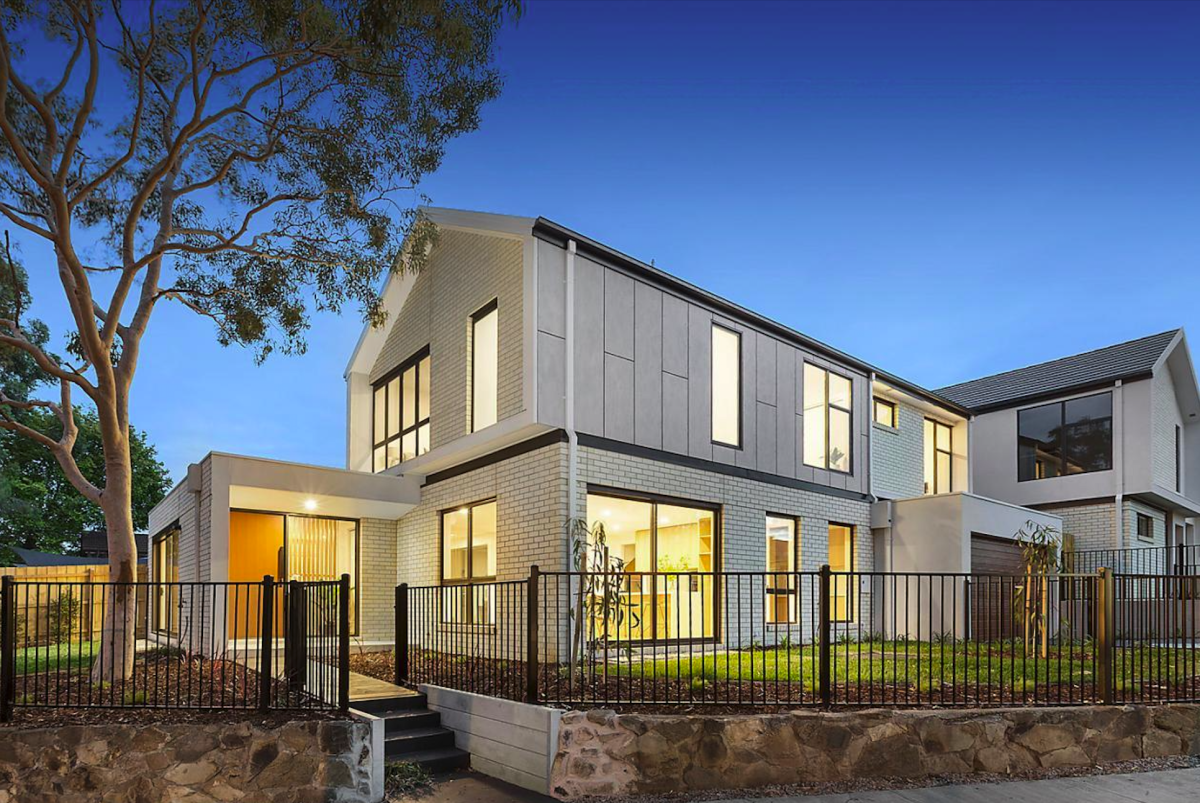 2 Cleveland Road, Ashwood