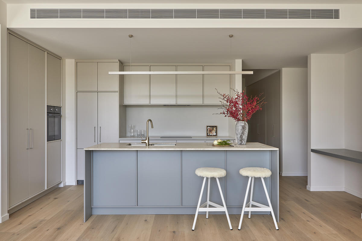 Hampton Hill | By Lowe Living