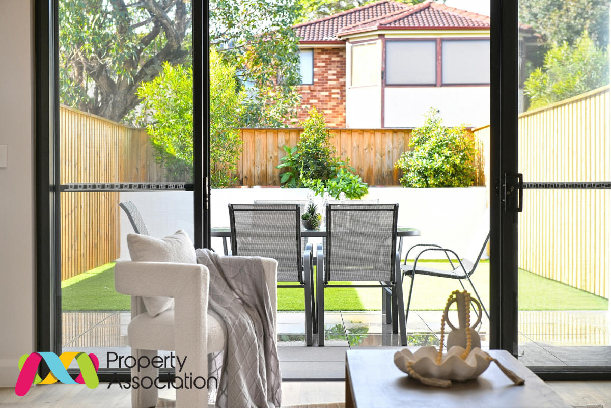 Telopea Avenue, Homebush West