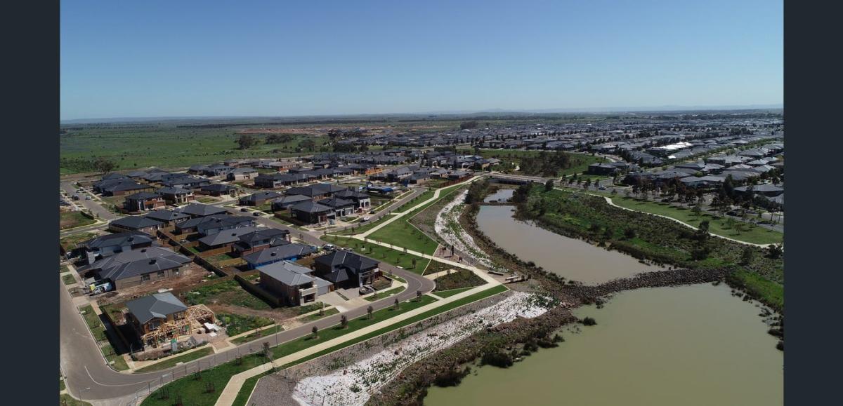 Manor Lakes