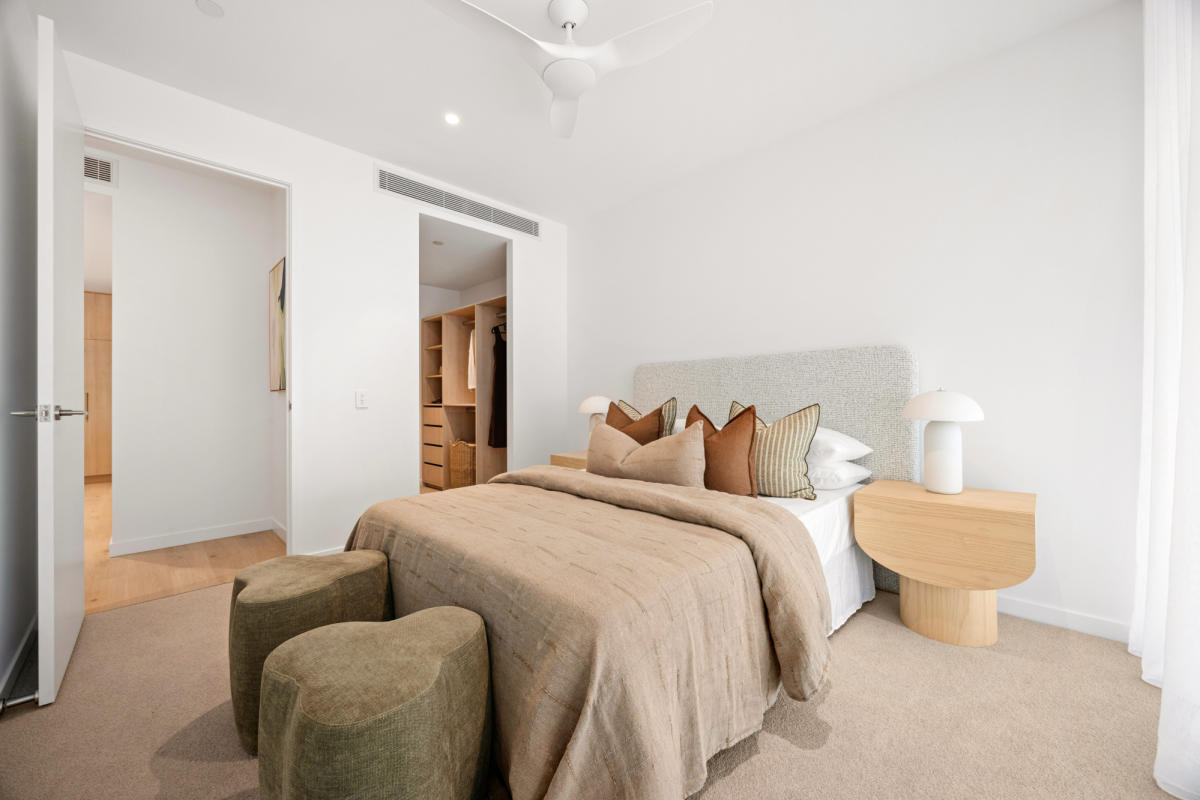 Harbour Shores, Biggera Waters