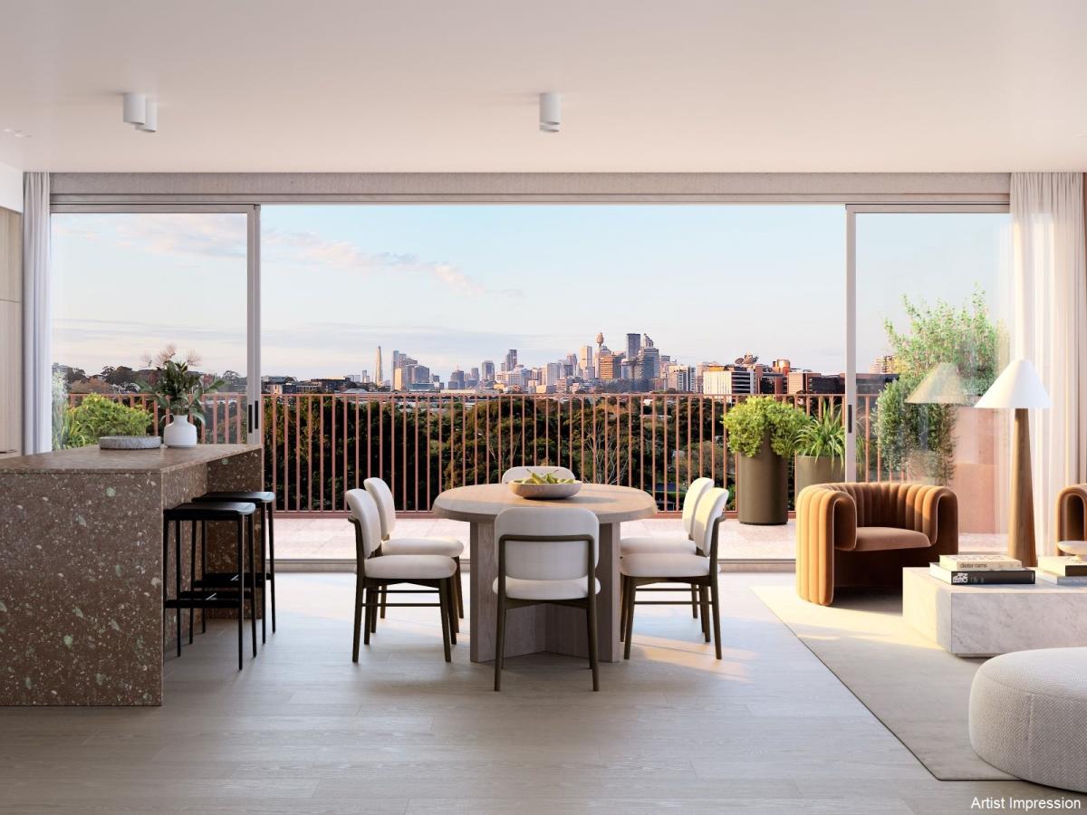 Lillian, Erskineville