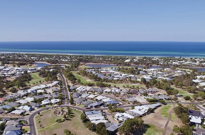 Dunsborough Lakes