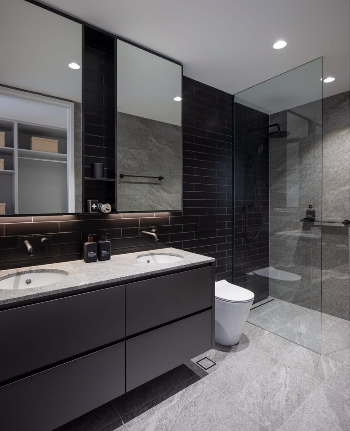 Whitton Lane, Bondi Junction